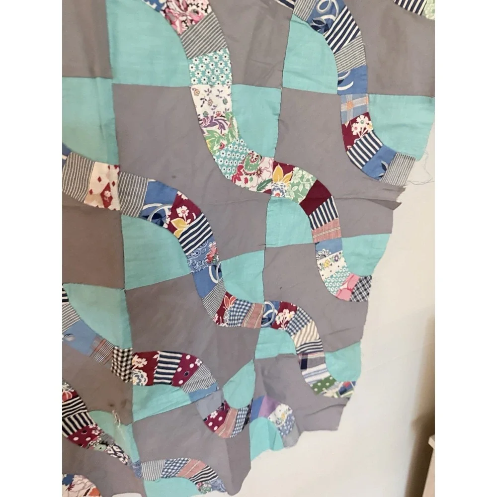 Antique Serpent Snake Pattern 1940s Small Quilt Topper Hand stitched Handmade